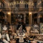 Porta Incienso Mano Mística de Bronce apto Conos y Velas - Imagen 2